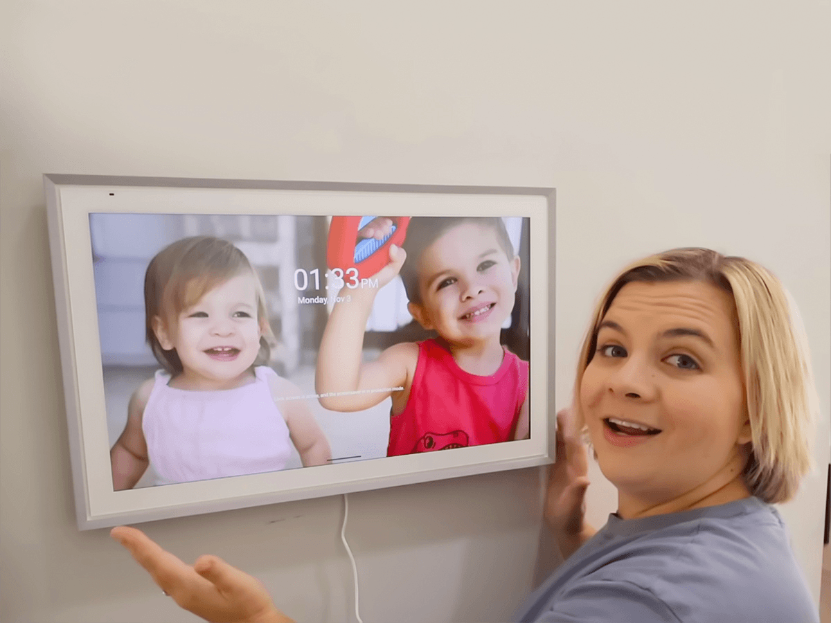 Apolosign Digital Calendar Review: A Mom’s Life-Changer