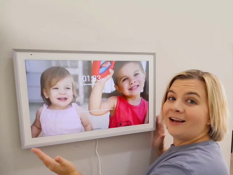 Apolosign Digital Calendar Review: A Mom’s Life-Changer